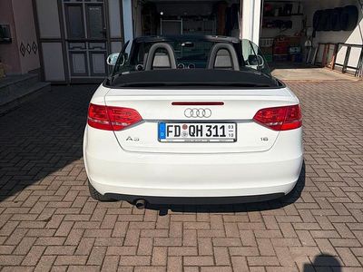 Gebraucht Audi A3 Cabriolet 105 PS (77 kW) 2010 Weiß Cabrio