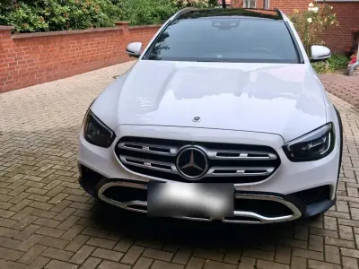 Gebraucht Mercedes E220 All-Terrain 200 PS (147 kW) 2022 Weiß Kombi