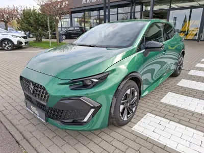 Neu Renault Clio Techno 114 PS (83 kW) 2026 Absolutgrün metallic (grün) Kleinwagen