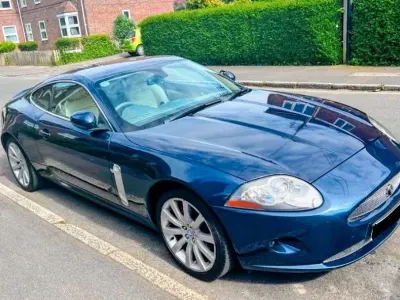 Używany Jaguar XK 298 KM (219 kW) 2006 Niebieski Coupe