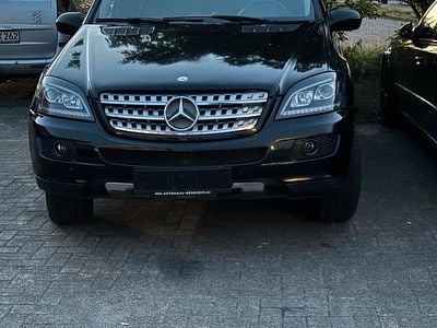Mercedes ML320