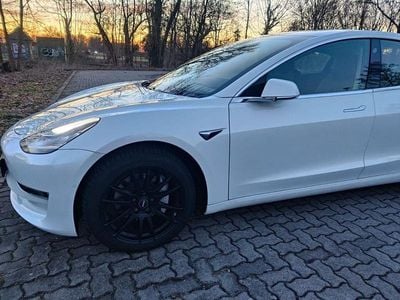 Gebraucht Tesla Model 3 350 kW (476 PS) 2019 Weiß Limousine