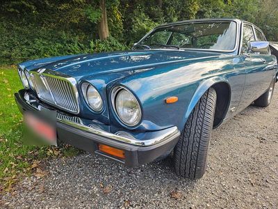 Second-hand Jaguar XJ6 151 CP (111 kW) 1981 Albastru Berlinǎ