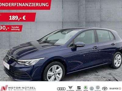 Usata VW Golf VIII Basis 90 CV (66 kW) 2021 Blu Berlina