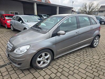 Gebraucht Mercedes B200 140 PS (102 kW) 2006 Grau Van / Kleinbus
