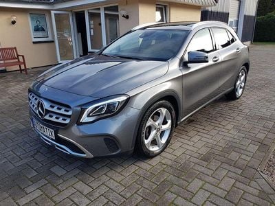 Mercedes GLA200