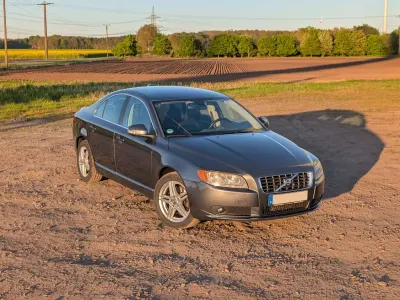 Usado Volvo S80 Momentum 185 HP (136 kW) 2008 Prateado Sedan