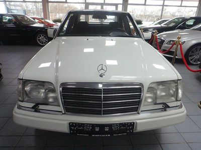 Gebraucht Mercedes E280 193 PS (141 kW) 1994 Weiß Limousine