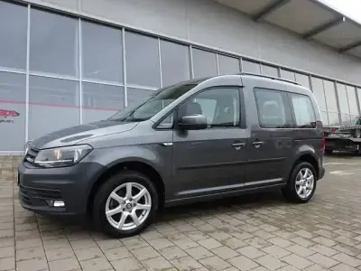 Gebraucht VW Caddy Trendline 102 PS (75 kW) 2020 Grau Van / Kleinbus