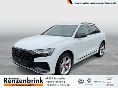 Gebraucht Audi Q8 S-Line 462 PS (339 kW) 2023 Weiß SUV
