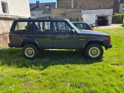 Brugt Jeep Cherokee 185 HK (136 kW) 1992 SUV