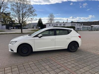 Usado Seat Leon 110 HP (80 kW) 2015 Branco Sedan