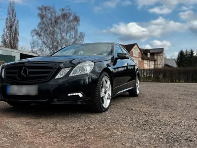 Second-hand Mercedes E350 Avantgarde 231 CP (169 kW) 2009 Negru Berlinǎ