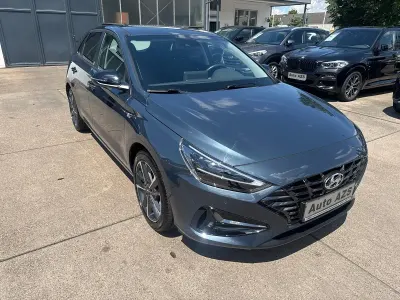 Gebraucht Hyundai i30 Edition 30 160 PS (117 kW) 2022 Blau Limousine