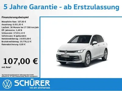 Gebraucht VW Golf VIII Life 116 PS (85 kW) 2025 Weiß Limousine