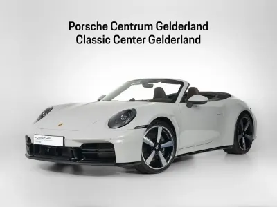 Gebraucht Porsche 911 Carrera Cabriolet 394 PS (289 kW) 2025 Grau Cabrio