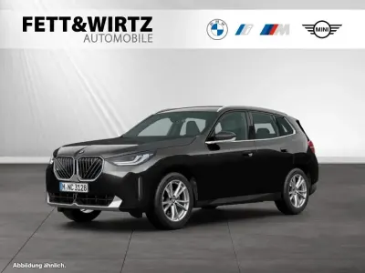 Gebraucht BMW X3 M Sport 208 PS (152 kW) 2024 Saphirschwarz SUV
