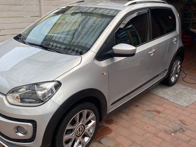 VW cross up!