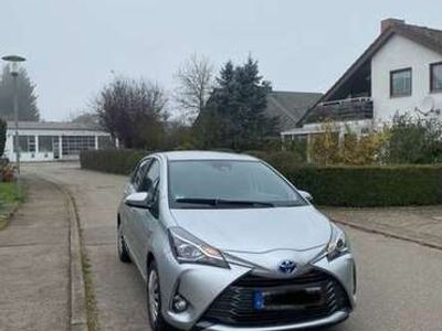 gebraucht Toyota Yaris Hybrid 1.5 VVT-i Y20 Club