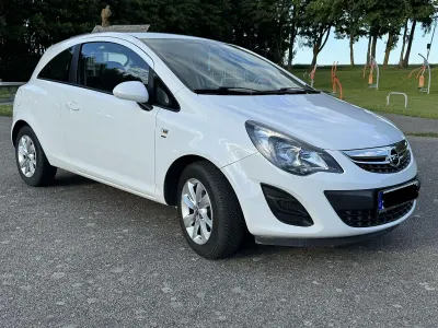 Gebraucht Opel Corsa Energy 69 PS (50 kW) 2014 Weiß Kleinwagen