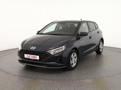 Neu Hyundai i20 79 PS (58 kW) 2025 Grau Limousine