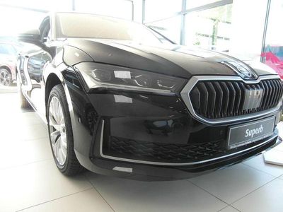 Gebraucht Skoda Superb Selection 150 PS (110 kW) 2024 Schwarz Kombi