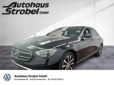 Gebraucht Mercedes E300 Avantgarde 194 PS (142 kW) 2021 Schwarz Limousine
