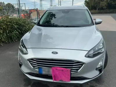 Gebraucht Ford Focus 120 PS (88 kW) 2020 Silber Kombi