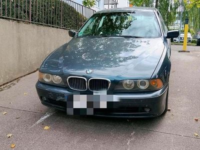 BMW 525