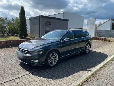 Gebraucht VW Passat 200 PS (147 kW) 2021 Grau Kombi