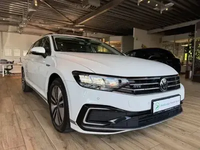 Gebraucht VW Passat GTE 156 PS (114 kW) 2022 Weiß Kombi