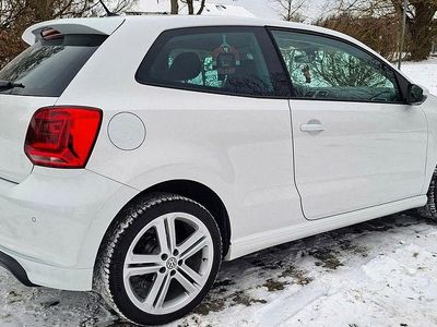 Weiß Gebraucht 2017 VW Polo Comfortline Kleinwagen | 12.900 € (Etwas zu teuer)