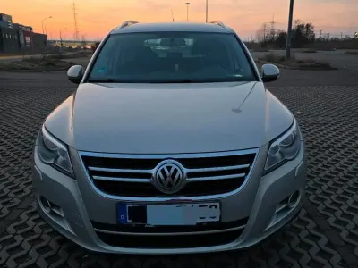 Używany VW Tiguan Sport 170 KM (125 kW) 2009 Srebrny SUV