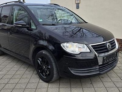 Gebraucht VW Touran Trendline 140 PS (102 kW) 2010 Schwarz Van / Kleinbus