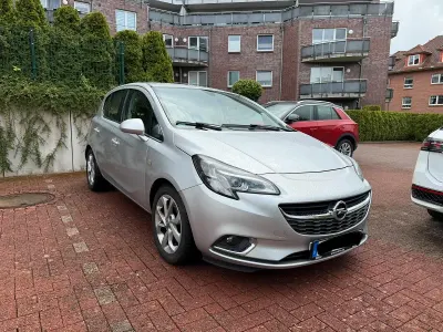 Usado Opel Corsa 90 HP (66 kW) 2017 Prateado Citadino