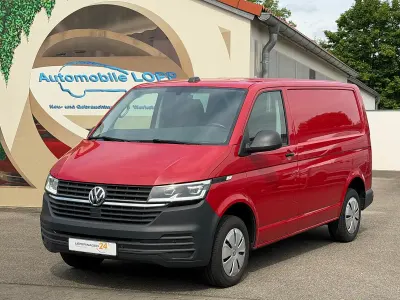 Gebraucht VW T6.1 150 PS (110 kW) 2022 Kirschrot Van