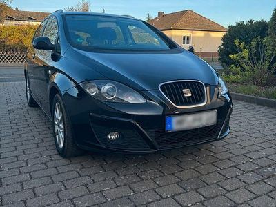 Begagnad Seat Altea Copa 105 HK (77 kW) 2013 Svart Sedan