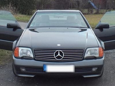 Usata Mercedes SL500 326 CV (239 kW) 1992 Grigio Cabrio