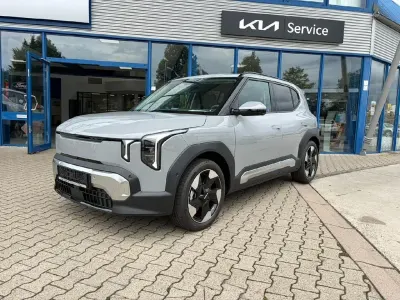 Neu Kia EV2 108 kW (147 PS) 2026 Grau SUV