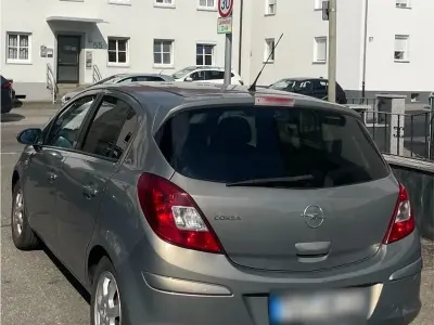 Gebraucht Opel Corsa 84 PS (61 kW) 2010 Kleinwagen
