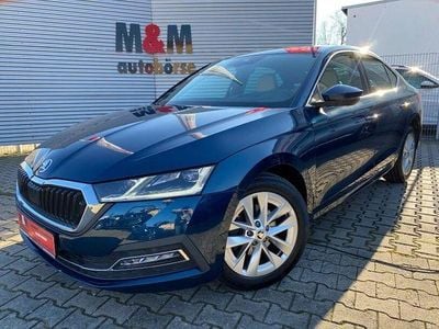 Gebraucht Skoda Octavia Style 116 PS (85 kW) 2021 Modra lava/lava blau Limousine