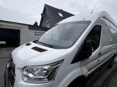 Weiß Gebraucht 2021 Ford Transit Limousine | 22.999 € (Guter Preis)