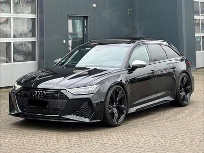 Second-hand Audi RS6 Ambiente 600 CP (441 kW) 2021 Negru Break