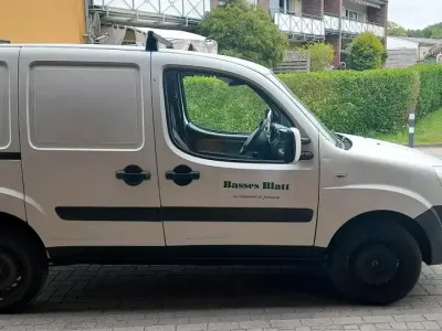 Gebraucht Fiat Doblò 75 PS (55 kW) 2009 Weiß Van / Kleinbus
