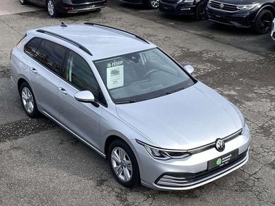 Gebraucht VW Golf VIII Life 150 PS (110 kW) 2022 Reflexsilber Kombi