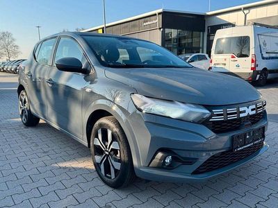 Gebraucht Dacia Sandero Expression 91 PS (66 kW) 2025 Grau Limousine