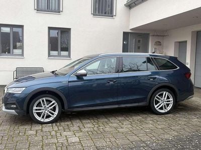 Gebraucht Skoda Octavia Scout Scout 4x4 200 PS (147 kW) 2022 Lavablau metallic Kombi