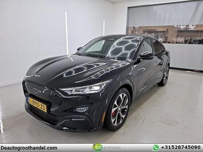 Gebraucht Ford Mustang Mach-E 189 kW (258 PS) 2021 Schwarz SUV
