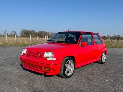 Second-hand Renault R5 94 CP (69 kW) 1988 Roșu Hatchback