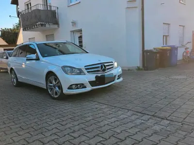 Usata Mercedes C220 Avantgarde 170 CV (125 kW) 2012 Bianco Station wagon